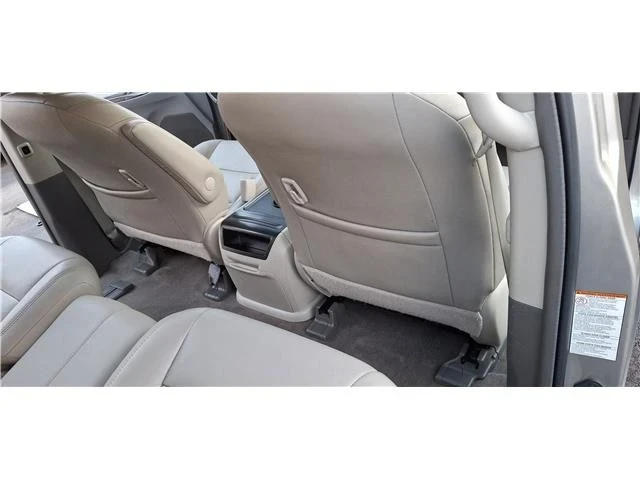 2015 Toyota Sienna 2nd Gen - Image 16 of 21
