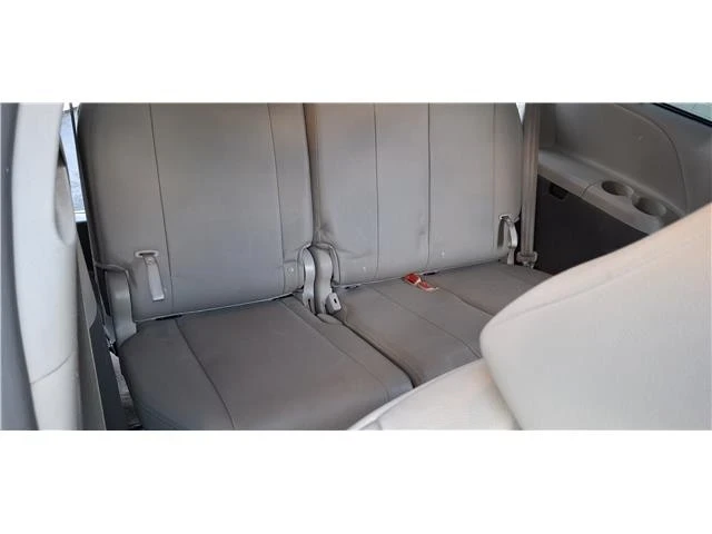 2015 Toyota Sienna 2nd Gen - Image 15 of 21