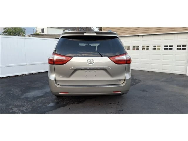 2015 Toyota Sienna 2nd Gen - Image 21 of 21