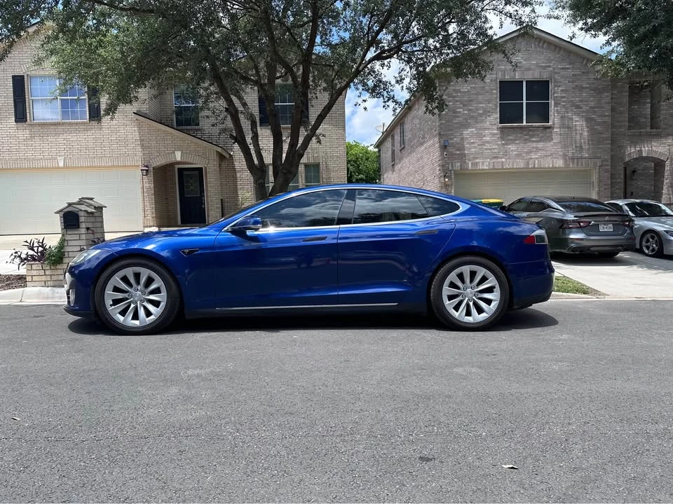 2015 Tesla Model S - Image 3 of 18