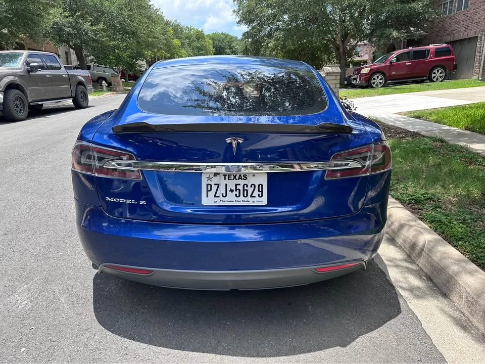 2015 Tesla Model S - Image 5 of 18