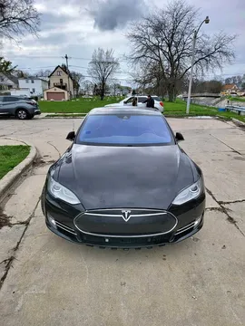 2015 Tesla Model S