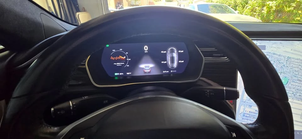 2015 Tesla Model S - Image 3 of 11
