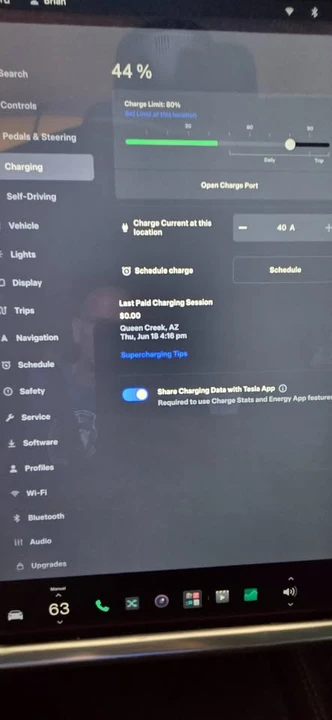 2015 Tesla Model S - Image 9 of 11
