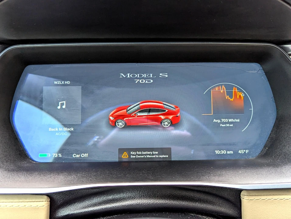 2015 Tesla Model S - Image 18 of 21