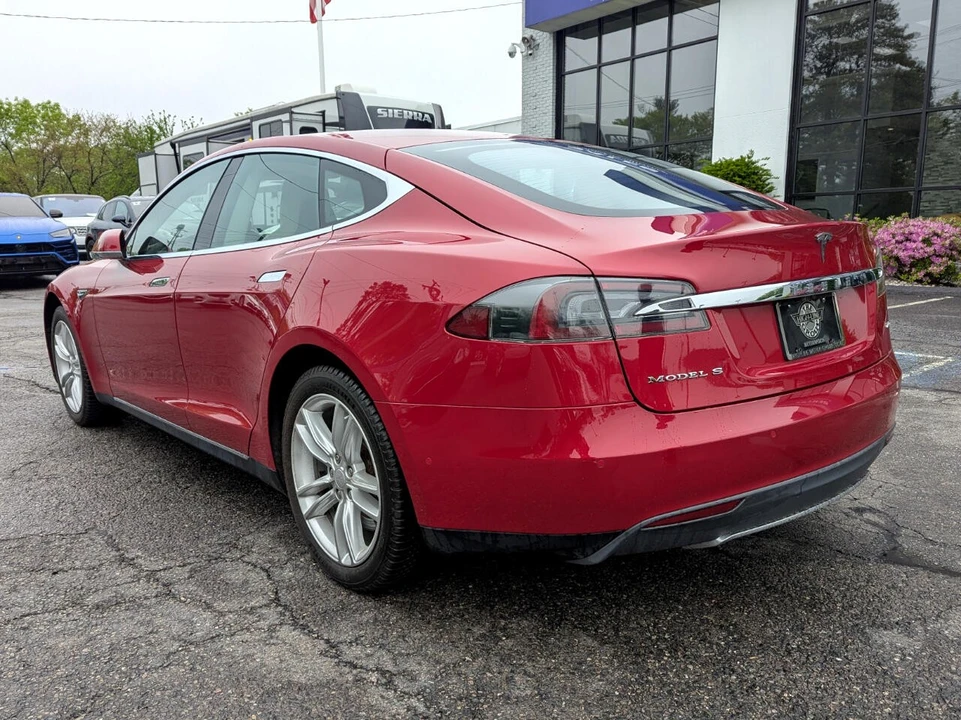 2015 Tesla Model S - Image 10 of 21