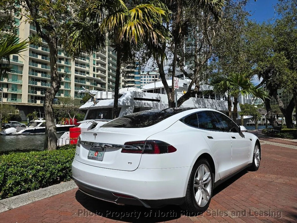2015 Tesla Model S - Image 6 of 12