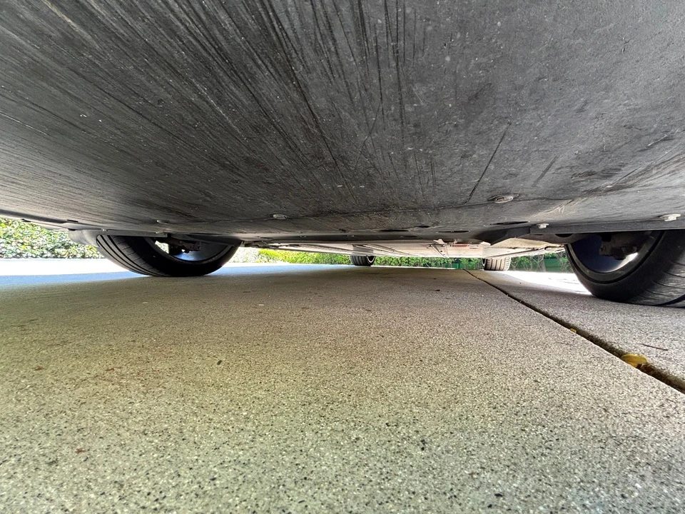 2015 Tesla Model S - Image 17 of 31