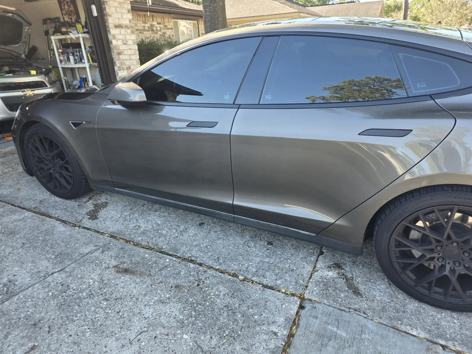 2015 Tesla Model S - Image 18 of 21