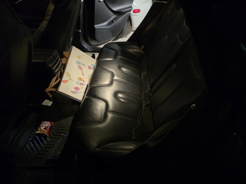 2015 Tesla Model S - Image 10 of 21