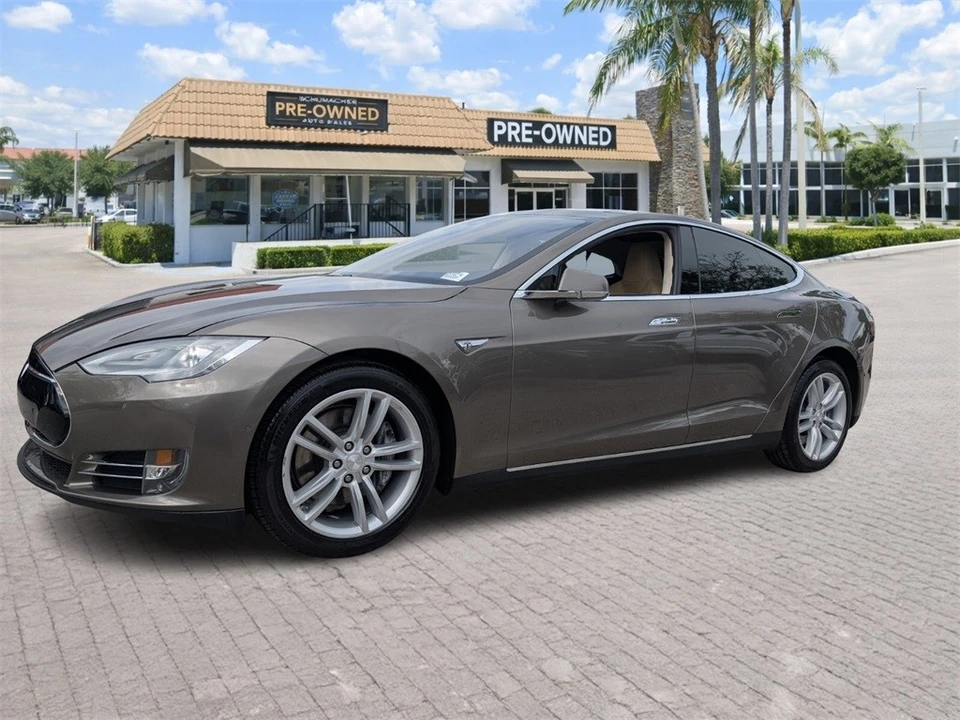 2015 Tesla Model S - Image 3 of 12