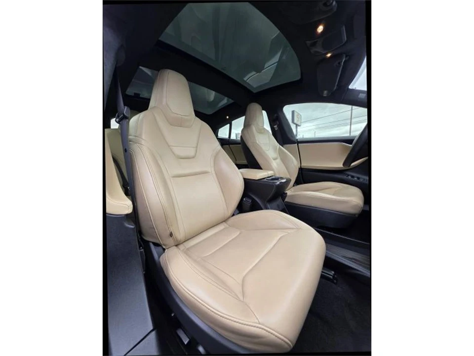 2015 Tesla Model S - Image 14 of 19