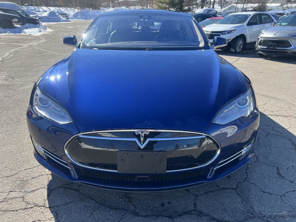 2015 Tesla Model S - Image 2 of 12