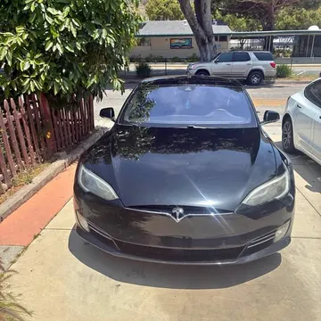 2015 Tesla Model S 70