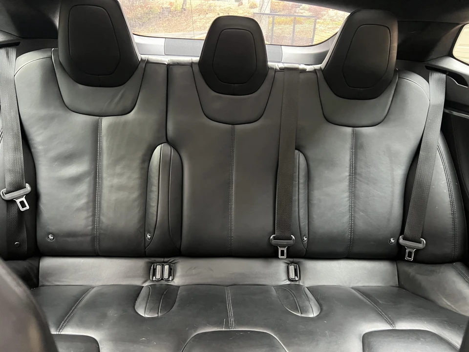 2015 Tesla Model S - Image 30 of 31