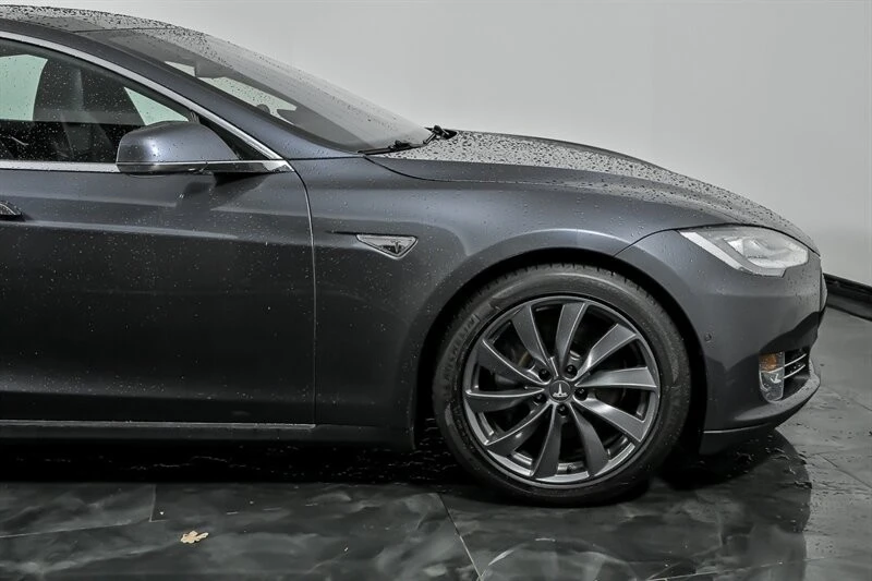 2015 Tesla Model S - Image 12 of 21