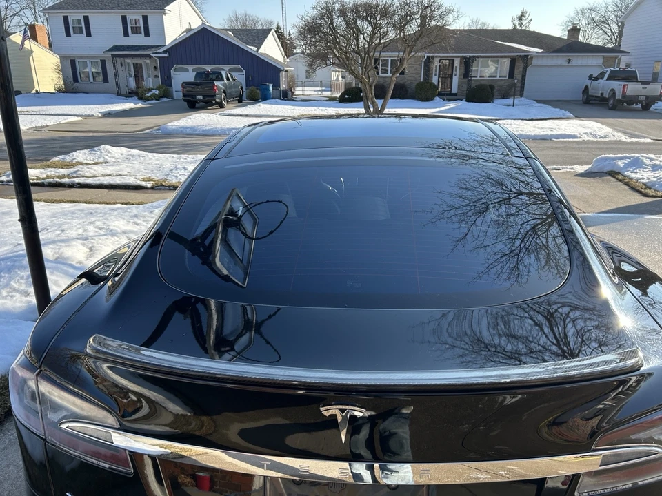 2015 Tesla Model S - Image 2 of 21