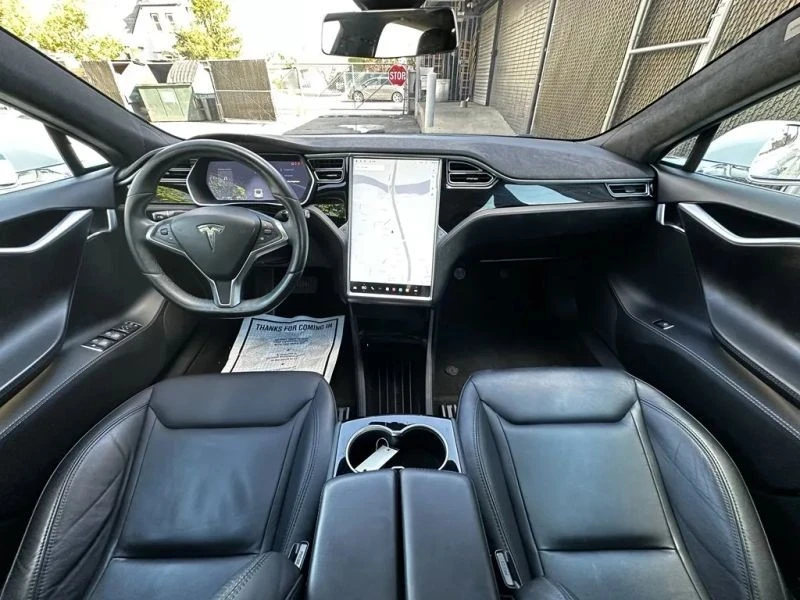 2015 Tesla Model S - Image 8 of 12