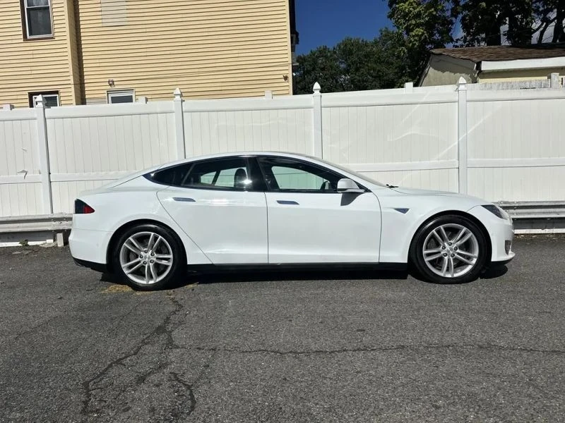 2015 Tesla Model S - Image 7 of 12