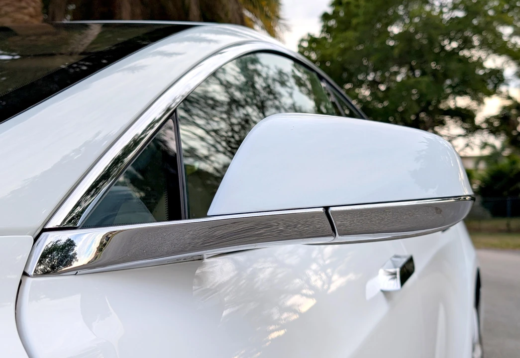 2015 Tesla Model S - Image 22 of 31