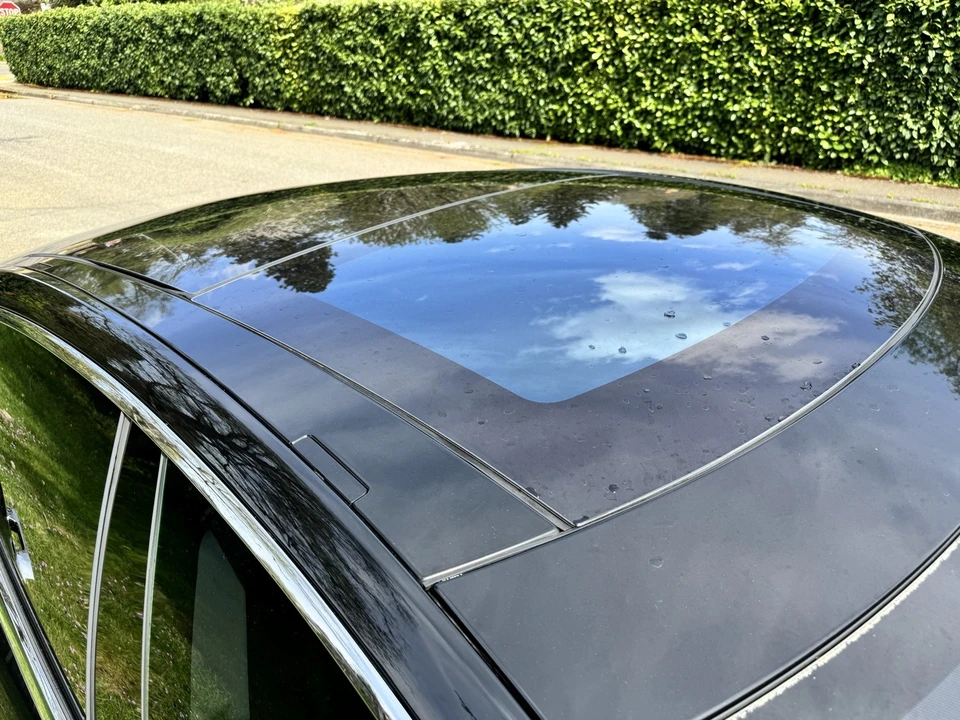 2015 Tesla Model S - Image 10 of 21
