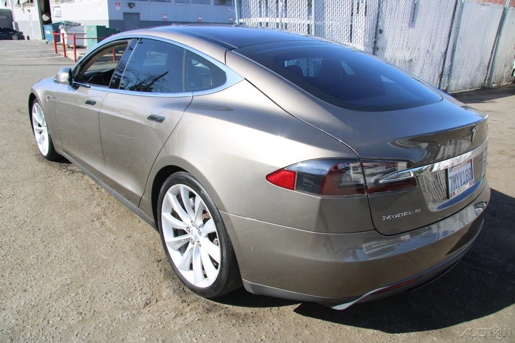 2015 Tesla Model S - Image 4 of 21