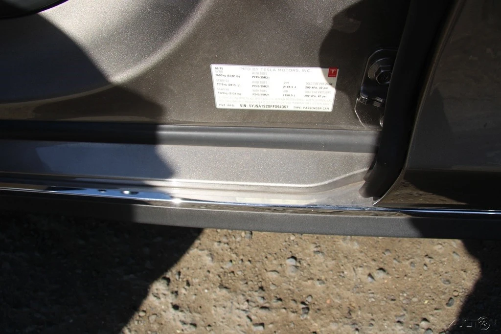 2015 Tesla Model S - Image 12 of 21