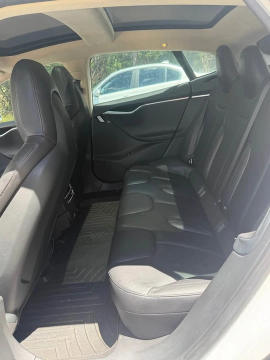 2015 Tesla Model S - Image 6 of 8
