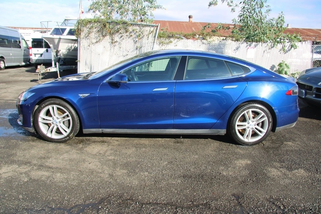 2015 Tesla Model S - Image 3 of 21