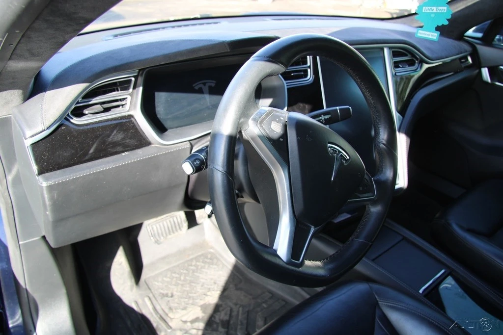 2015 Tesla Model S - Image 13 of 21