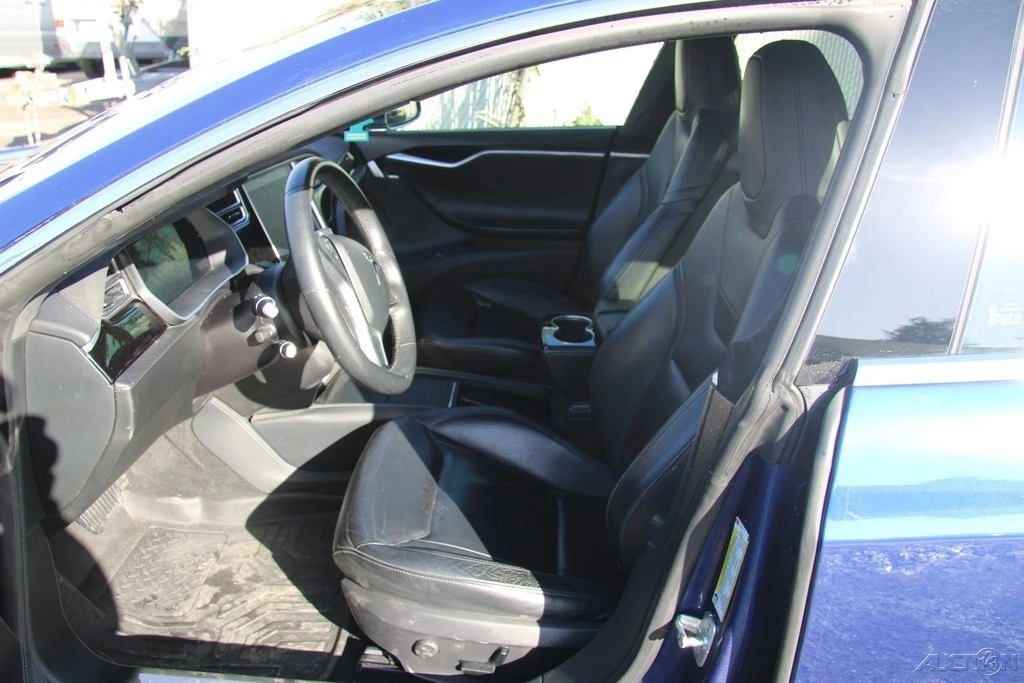 2015 Tesla Model S - Image 12 of 21
