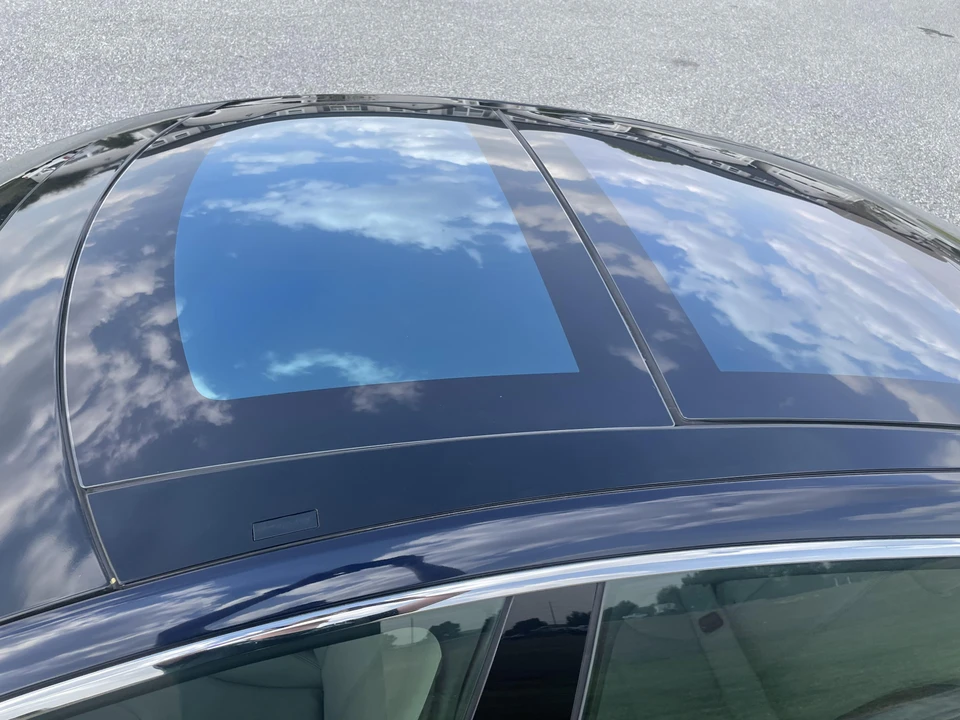 2015 Tesla Model S - Image 20 of 31
