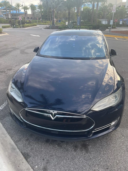 2015 Tesla Model S - Image 7 of 31