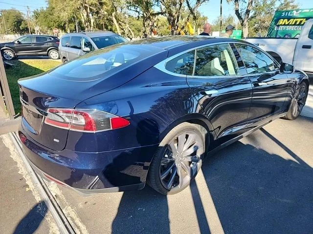 2015 Tesla Model S - Image 4 of 12