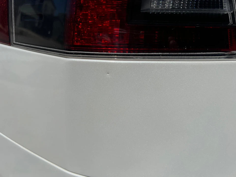 2015 Tesla Model S - Image 27 of 31