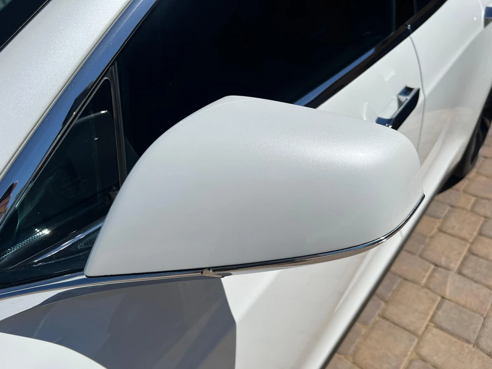 2015 Tesla Model S - Image 22 of 31