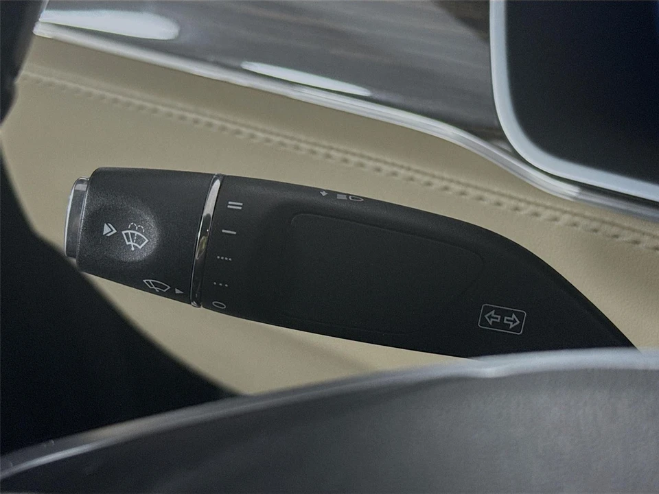 2015 Tesla Model S - Image 5 of 21
