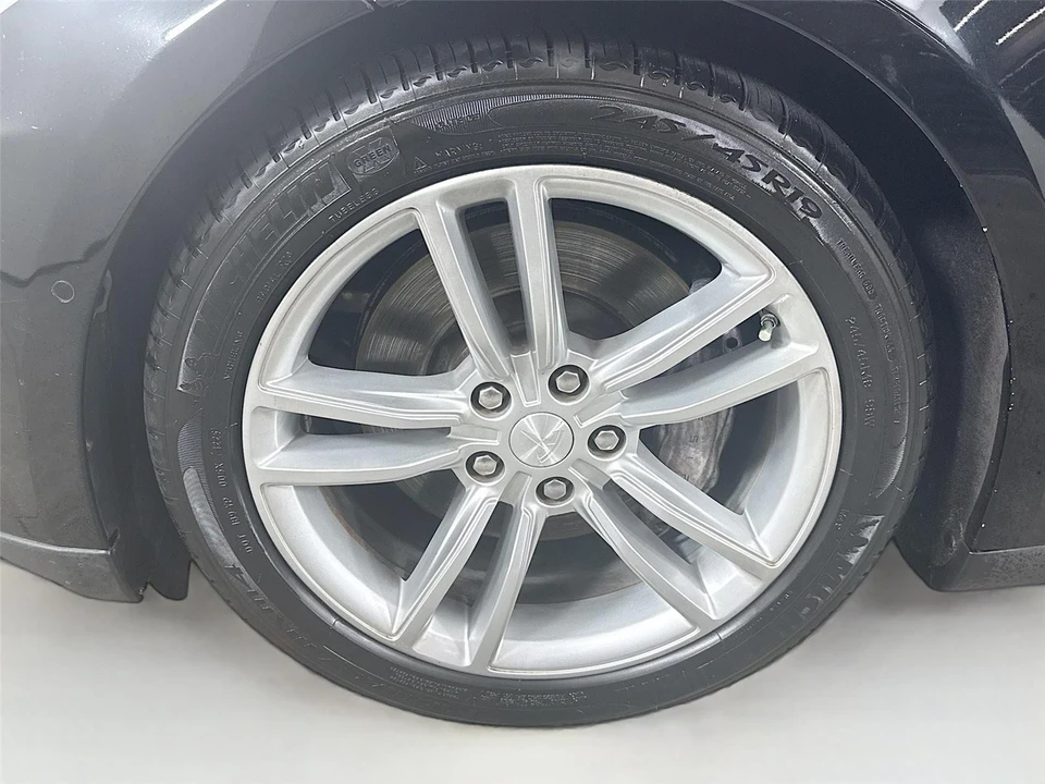 2015 Tesla Model S - Image 23 of 31