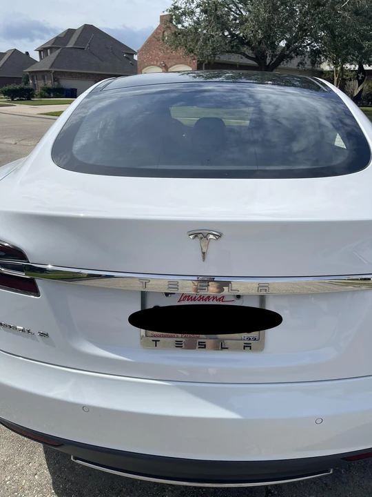 2015 Tesla Model S - Image 22 of 31