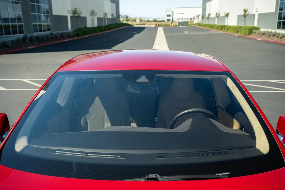 2015 Tesla Model S - Image 24 of 31