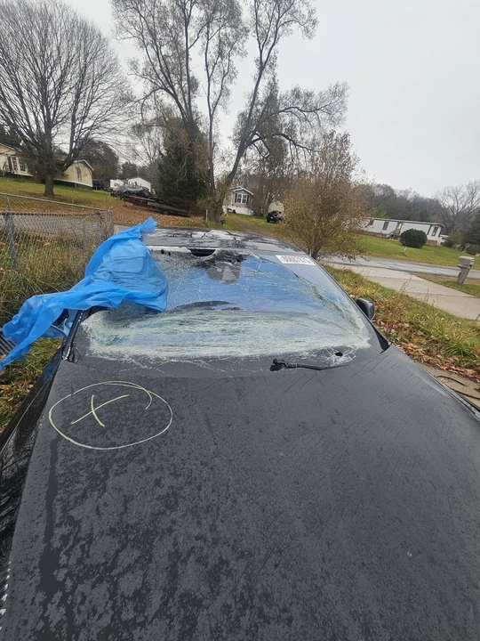 2015 Tesla Model S - Image 2 of 21