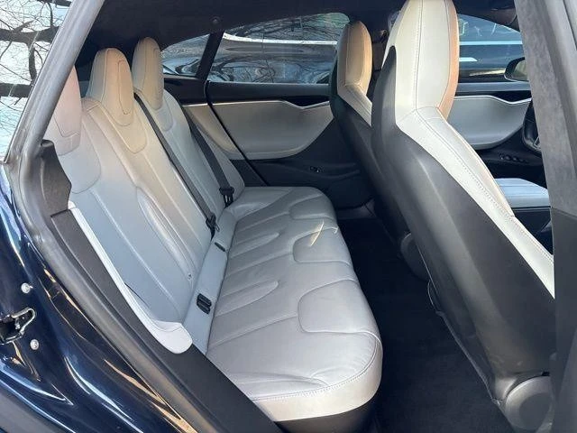 2015 Tesla Model S - Image 20 of 21