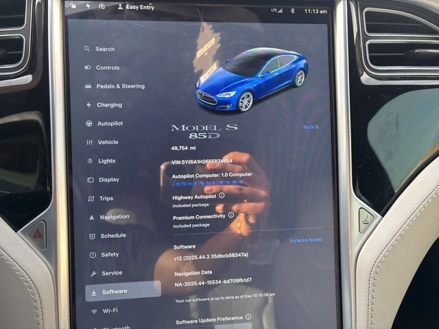 2015 Tesla Model S - Image 11 of 21