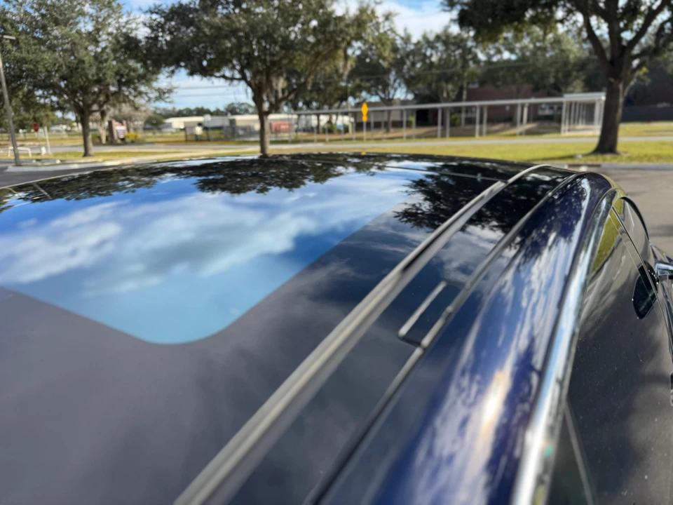 2015 Tesla Model S - Image 14 of 31