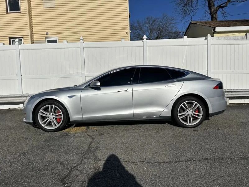 2015 Tesla Model S - Image 4 of 12