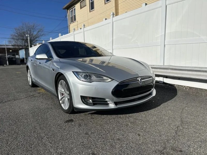 2015 Tesla Model S - Image 3 of 12