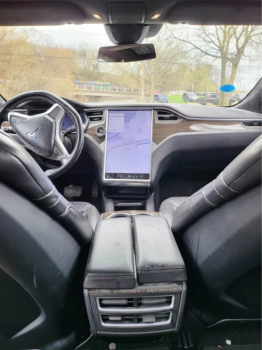 2015 Tesla Model S - Image 6 of 6