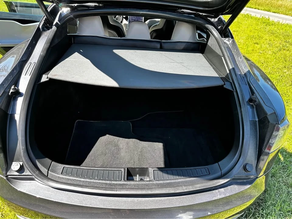 2015 Tesla Model S - Image 9 of 11