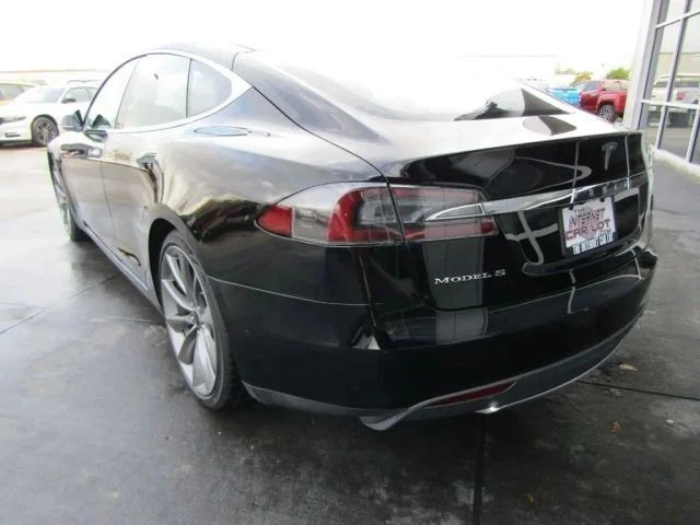 2015 Tesla Model S - Image 5 of 12