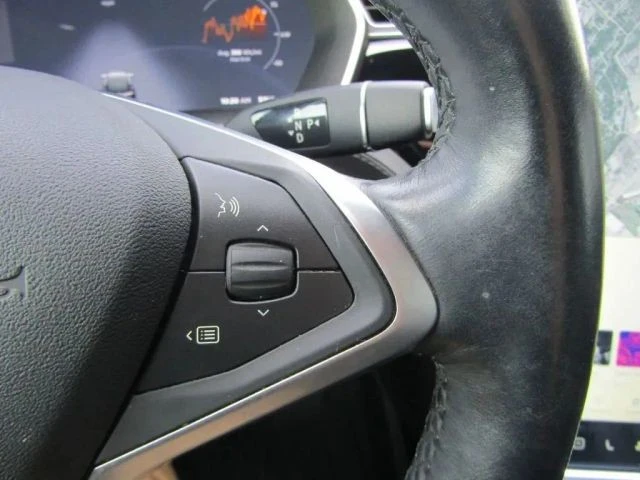 2015 Tesla Model S - Image 16 of 21